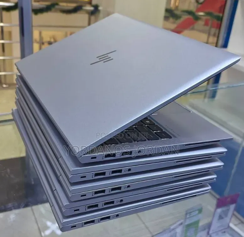New Laptop HP EliteBook 845 G8 16GB AMD Ryzen 5 SSD 512GB