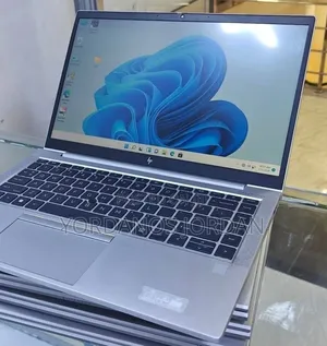 New Laptop HP EliteBook 845 G8 16GB AMD Ryzen 5 SSD 512GB