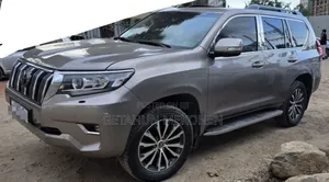 Toyota Land Cruiser 2021 Gold