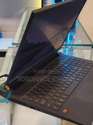 New Laptop Dell G15 5535 16GB Intel Core i7 SSD 512GB