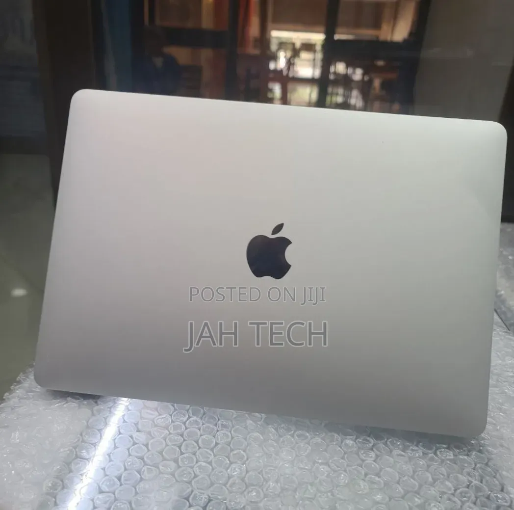 New Laptop Apple MacBook Air 2018 8GB Intel Core i5 SSD 128GB