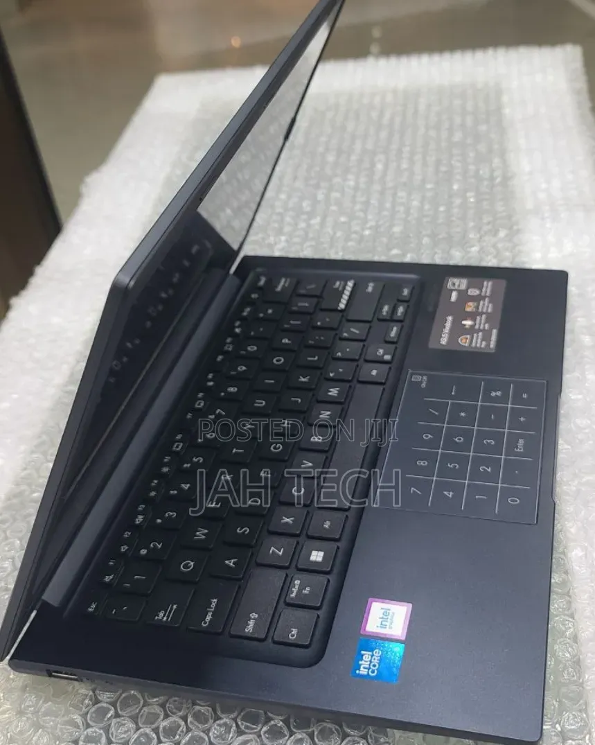 New Laptop Asus VivoBook 15 X505BA 16GB Intel Core 5 SSD 512GB