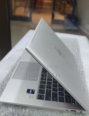 New Laptop HP EliteBook 840 G9 16GB Intel Core i5 SSD 512GB