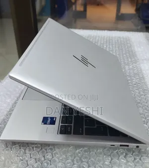 New Laptop HP EliteBook 830 G9 16GB Intel Core i5 SSD 512GB