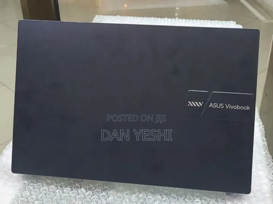 New Laptop Asus 16GB Intel Core 5 SSD 512GB