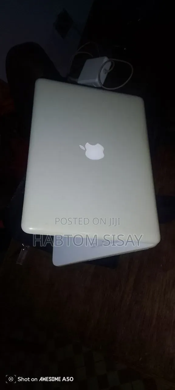 Laptop Apple MacBook 2009 256GB eMMC 256GB