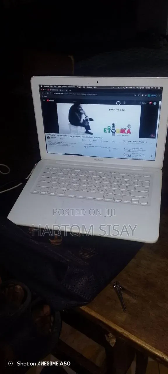 Laptop Apple MacBook 2009 256GB eMMC 256GB