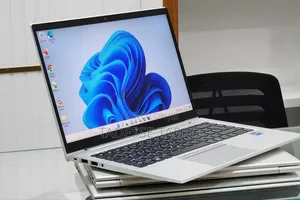 New Laptop HP EliteBook 830 G8 16GB Intel Core i5 SSD 512GB