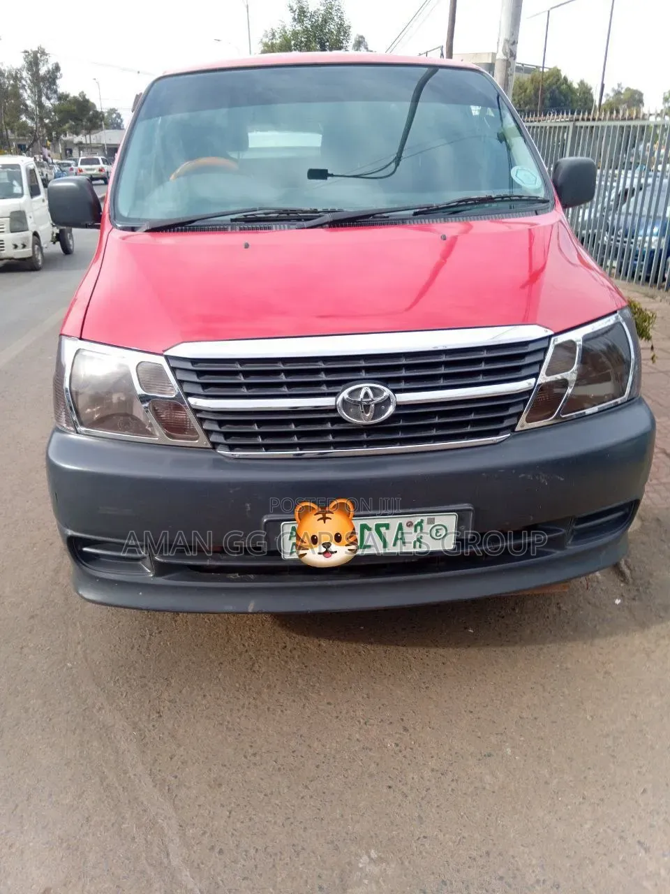 Toyota Quantum 2011 Red