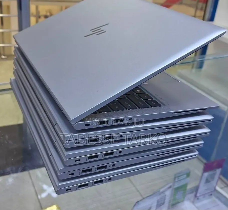 New Laptop HP EliteBook 845 G8 16GB AMD Ryzen 5 SSD 512GB