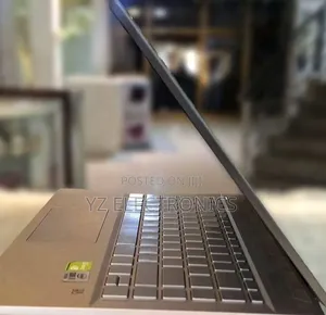 New Laptop HP Pavilion 15 8GB Intel Core i7 SSD 512GB