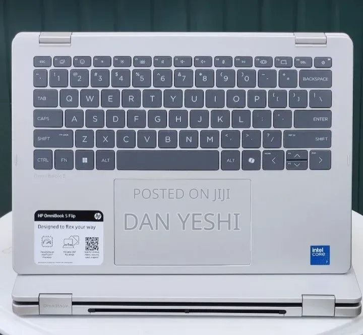 New Laptop HP OmniBook 5 Flip 16GB Intel Core 7 SSD 512GB