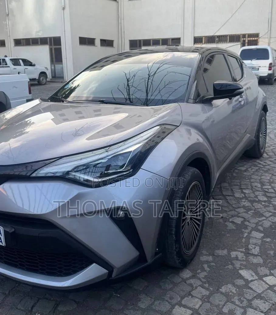 Toyota C-HR 2021 Gray