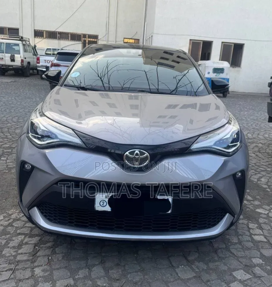 Toyota C-HR 2021 Gray