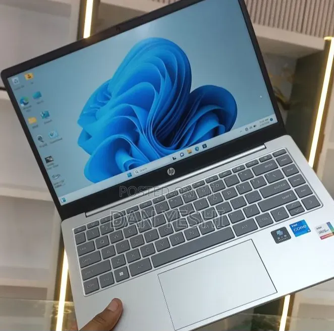 New Laptop HP Stream Notebook 16GB Intel Core i7 SSD 512GB