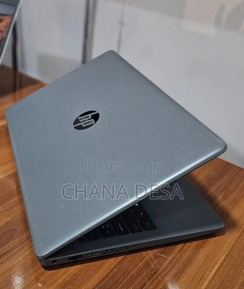 New Laptop HP 250 G7 8GB Intel Core i5 HDD 1T