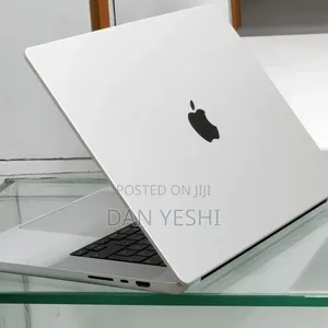 New Laptop Apple MacBook Pro 2021 M1 16GB Apple M1 Pro SSD 512GB