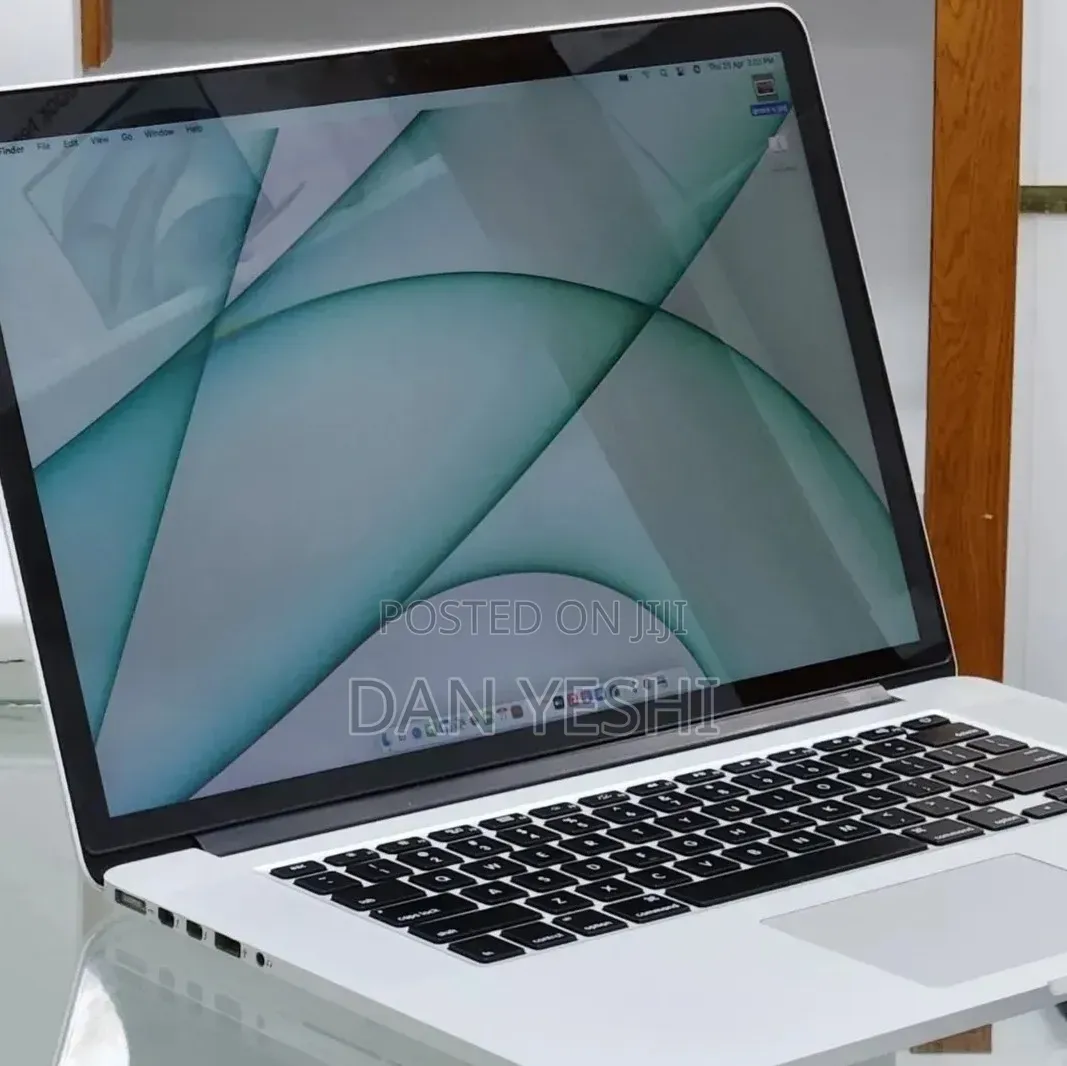 New Laptop Apple MacBook Pro 2021 M1 16GB Apple M1 Pro SSD 512GB