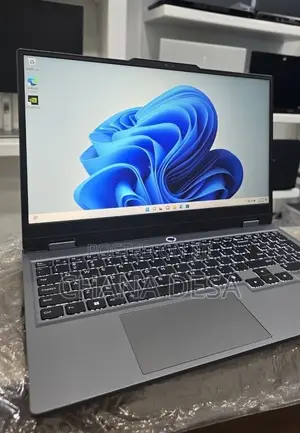 New Laptop Lenovo 16GB AMD Ryzen 5 SSD 512GB
