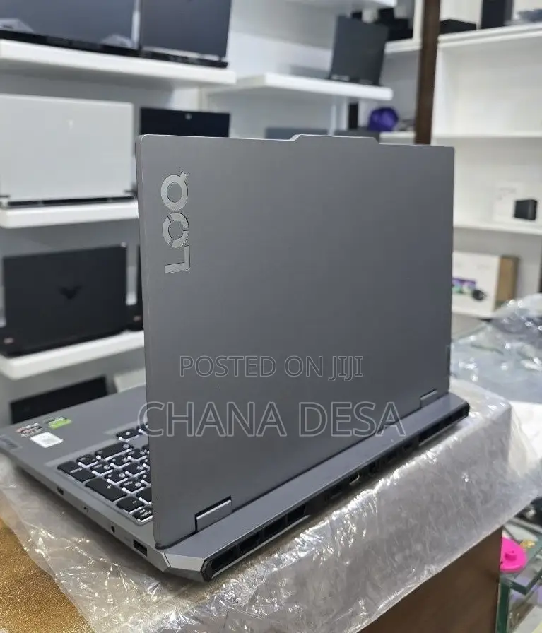New Laptop Lenovo 16GB AMD Ryzen 5 SSD 512GB