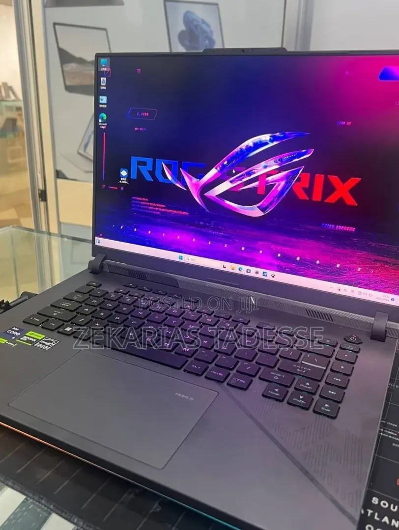 New Laptop Asus ROG Strix G15 32GB Intel Core i9 SSD 1T