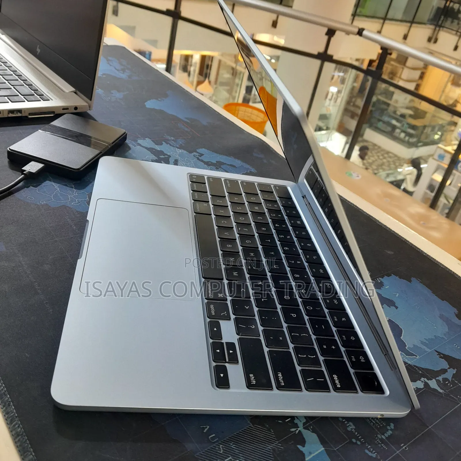 New Laptop Apple MacBook Pro M1 16GB Apple M1 Pro SSD 512GB