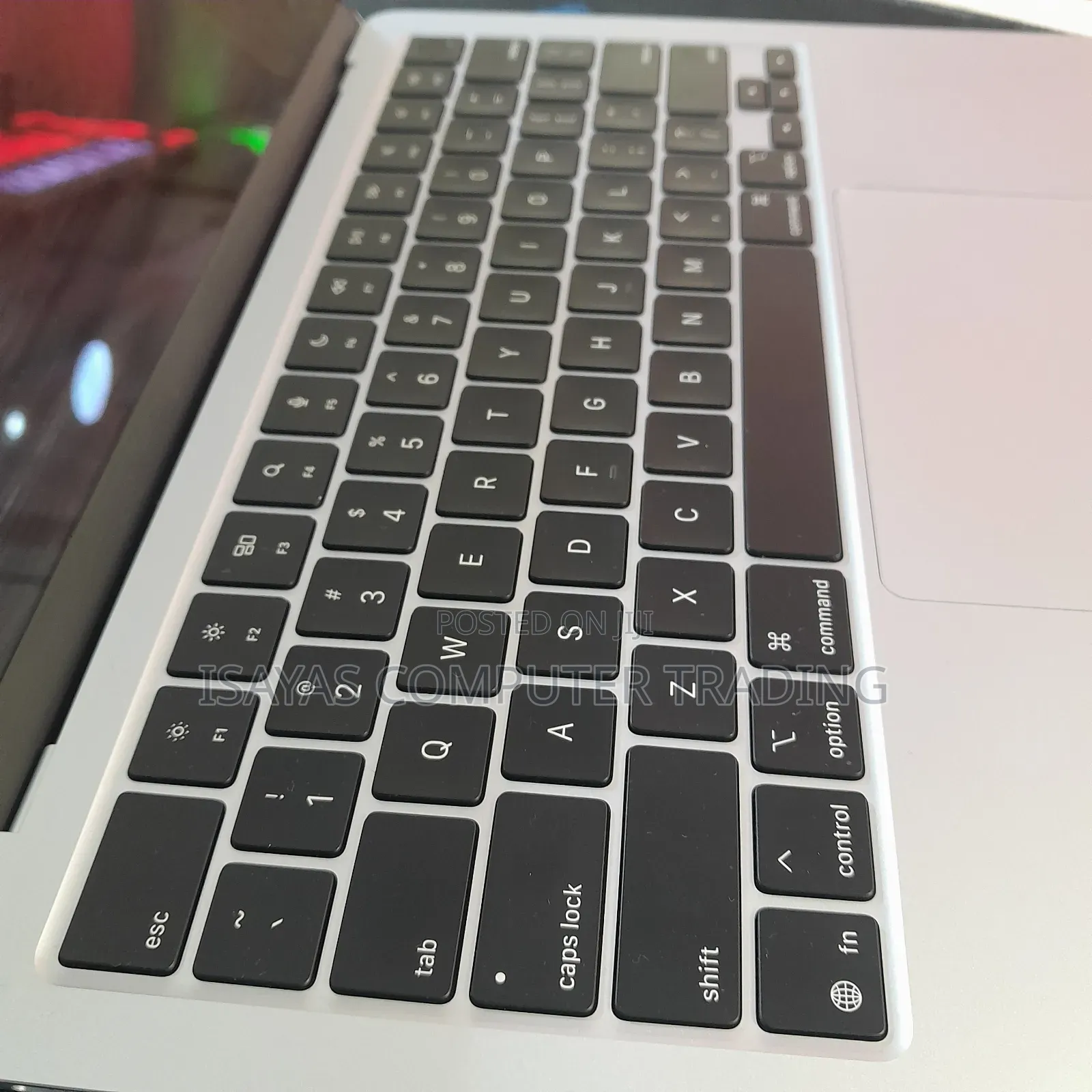 New Laptop Apple MacBook Pro M1 16GB Apple M1 Pro SSD 512GB