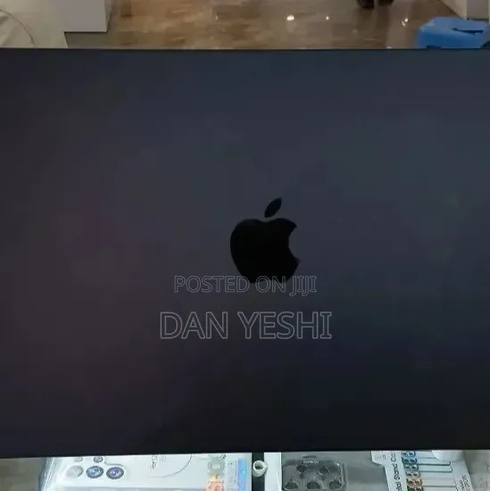 New Laptop Apple MacBook Air 2025 M4 13-inch 16GB Apple M4 SSD 256GB