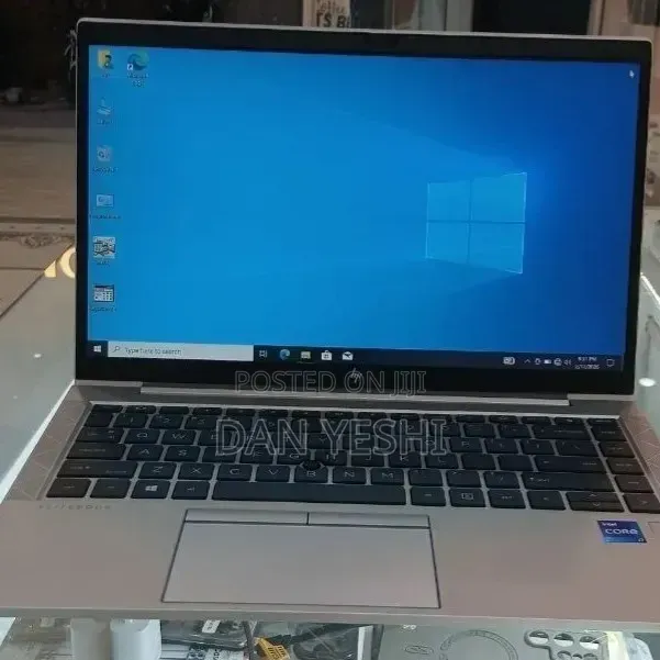 New Laptop HP EliteBook 840 G8 16GB Intel Core i7 SSD 512GB