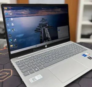 New Laptop HP Stream Notebook 16GB Intel Core i7 SSD 512GB