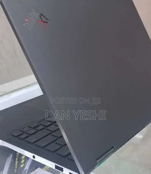 New Laptop Lenovo ThinkPad X1 Yoga 16GB Intel Core i7 SSD 512GB