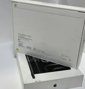 New Laptop Apple MacBook Pro 2025 M5 14-inch 16GB Apple M5 SSD 1T