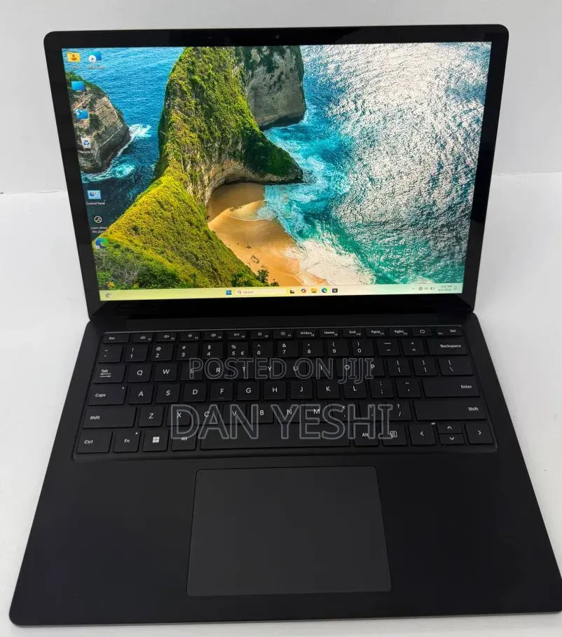 New Laptop Microsoft Surface Laptop 5 16GB Intel Core i7 SSD 256GB