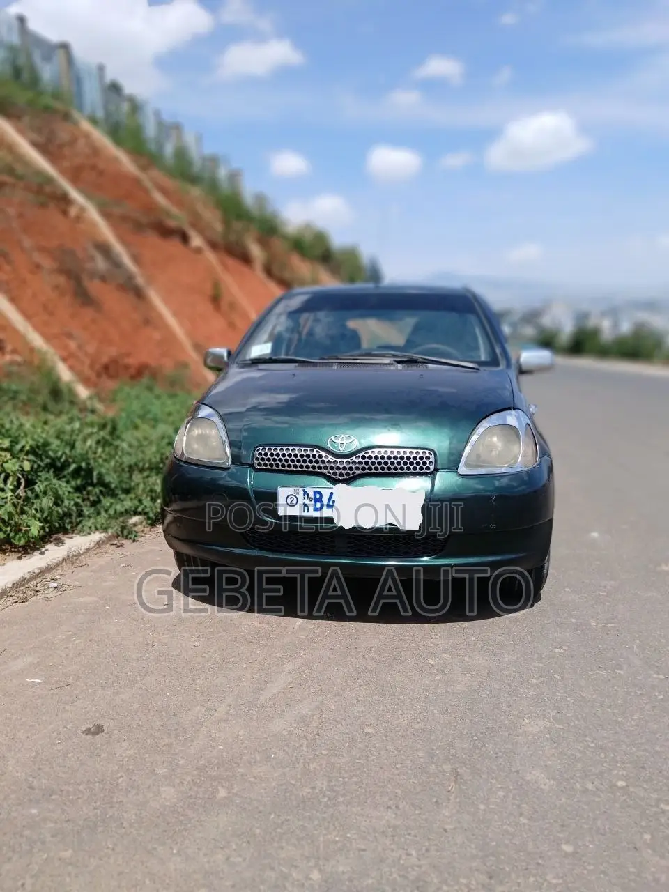 Toyota Vitz 2000