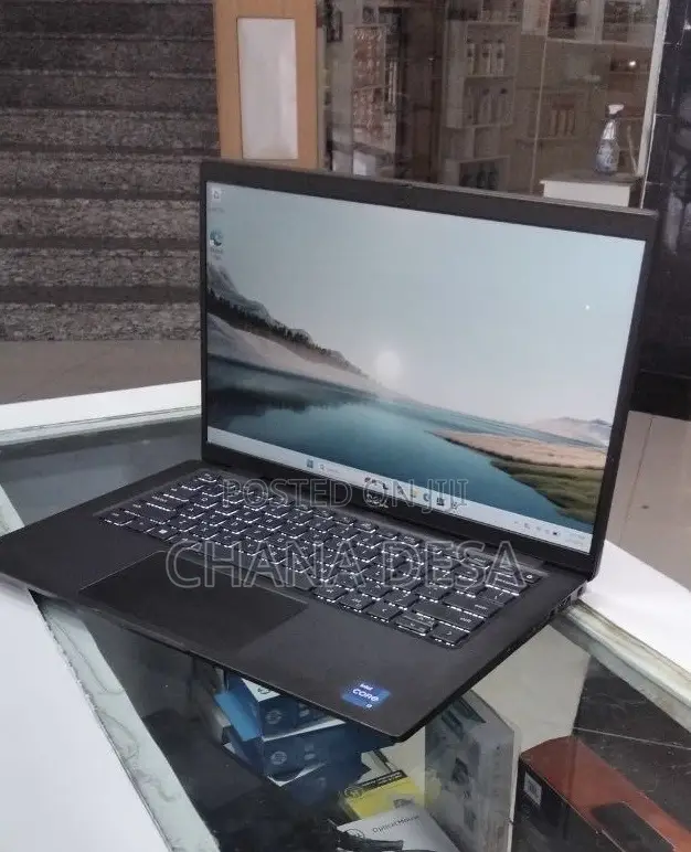 New Laptop Dell Latitude 7420 16GB Intel Core i7 SSD 512GB