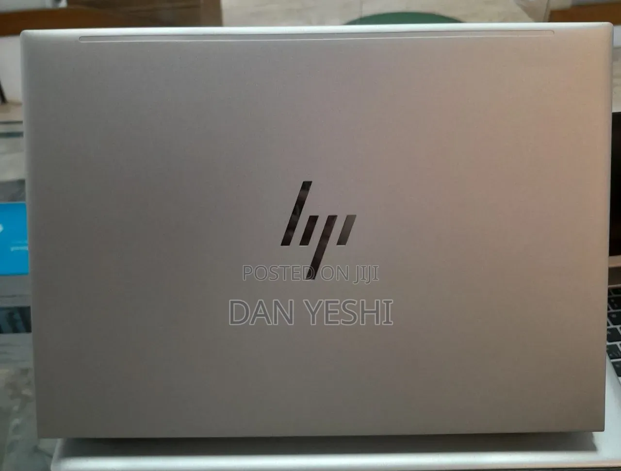 New Laptop HP EliteBook 840 G10 16GB Intel Core i7 SSD 512GB