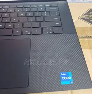 New Laptop Dell XPS 15 16GB Intel Core i7 SSD 512GB