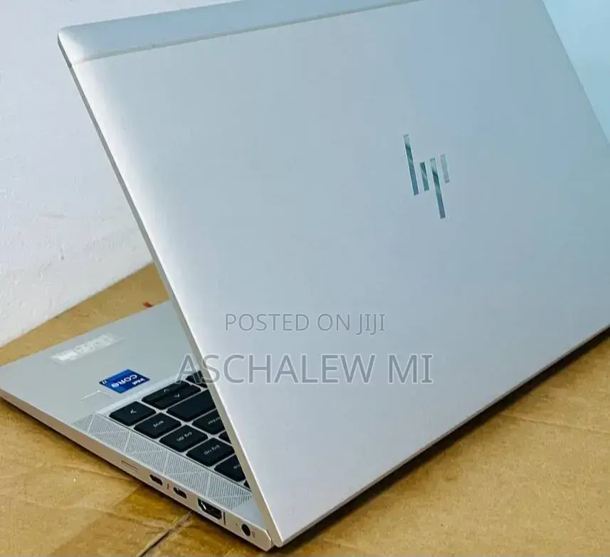 New Laptop HP EliteBook 840 G8 16GB Intel Core i7 SSD 512GB