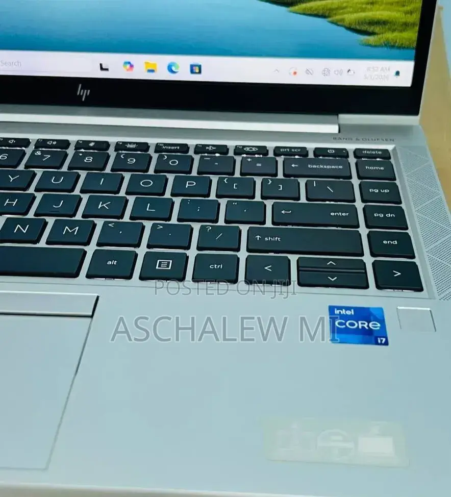New Laptop HP EliteBook 840 G8 16GB Intel Core i7 SSD 512GB