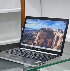 New Laptop HP Pavilion 15 8GB Intel Core i7 SSD 1T