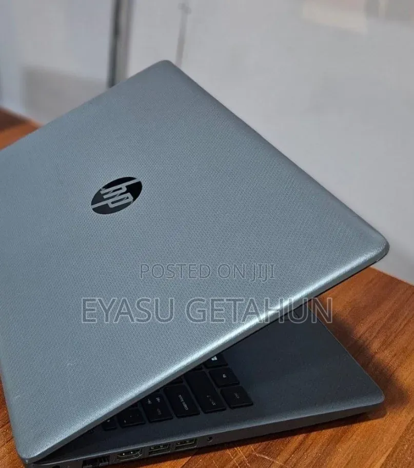New Laptop HP Stream Notebook 8GB Intel Core i5 HDD 1T