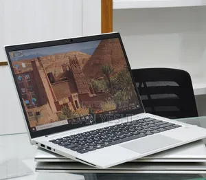 New Laptop HP EliteBook 830 G8 16GB Intel Core i7 SSD 512GB