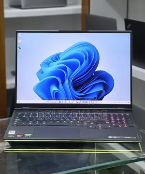 New Laptop Lenovo Legion 5 16GB AMD Ryzen 9 SSD 1T