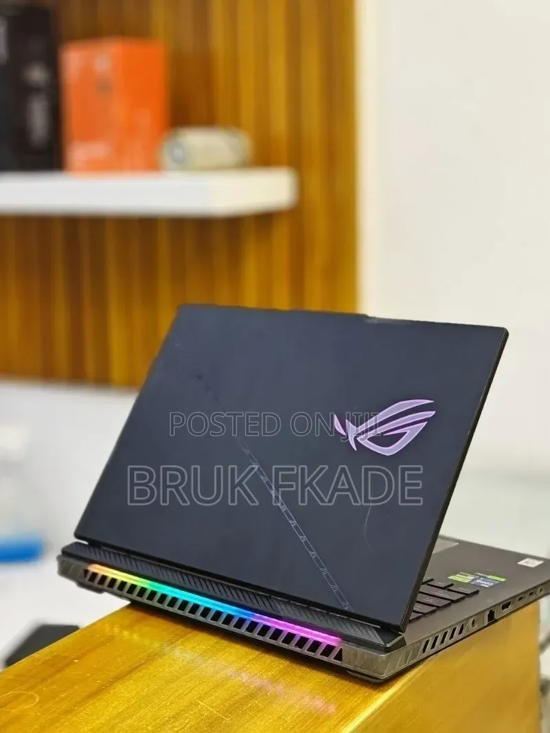 New Laptop Asus TUF Gaming A15 16GB Intel Core i9 SSD 1T