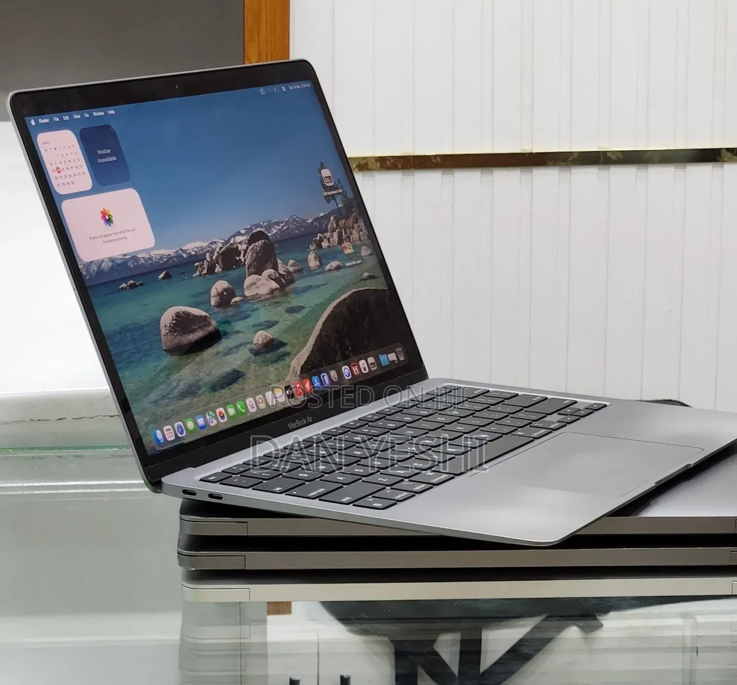 New Laptop Apple MacBook Air 2020 M1 8GB Apple M1 SSD 256GB