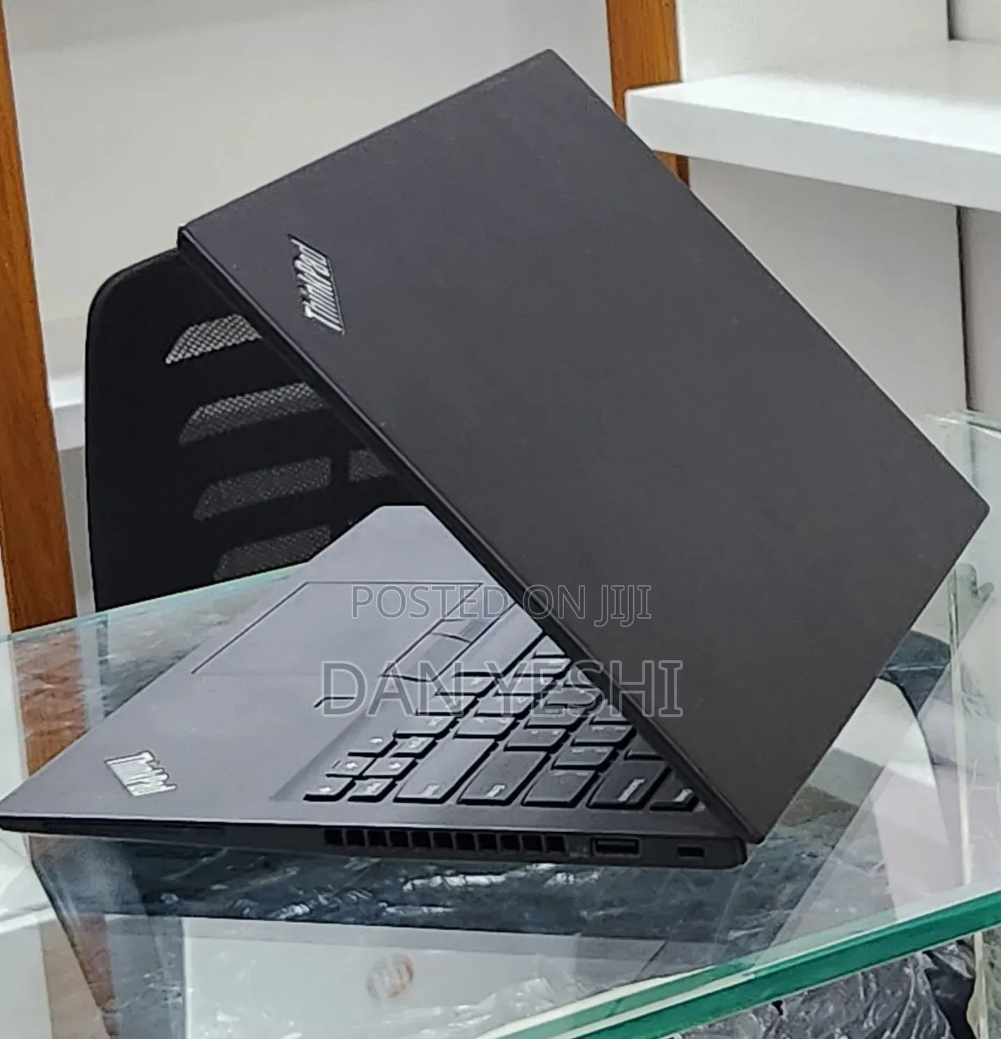 New Laptop Lenovo ThinkPad t495s 16GB AMD Ryzen 7 SSD 512GB