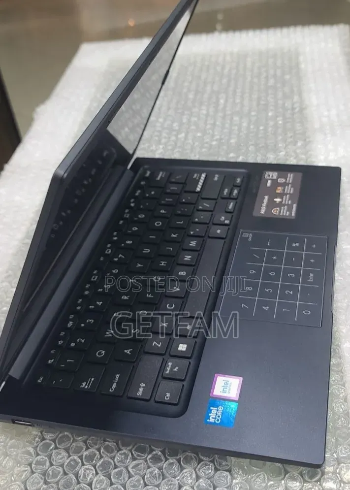 New Laptop Asus VivoBook 15 X505BA 16GB Intel Core i5 SSD 512GB