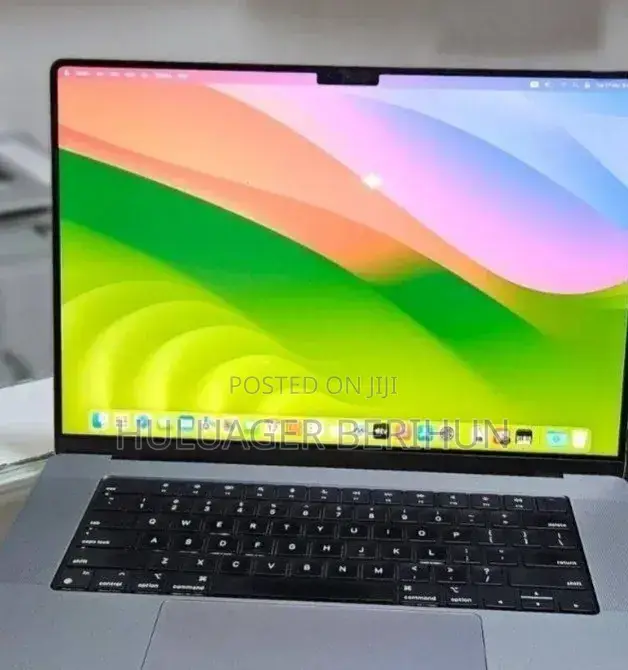 New Laptop Apple MacBook Pro 2021 M1 32GB Apple M1 SSD 1T