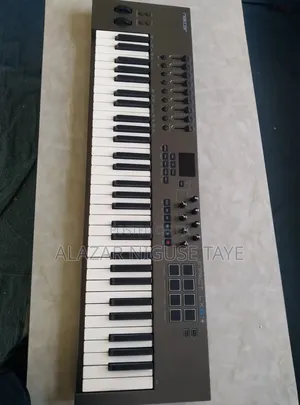 Midi Keybord
