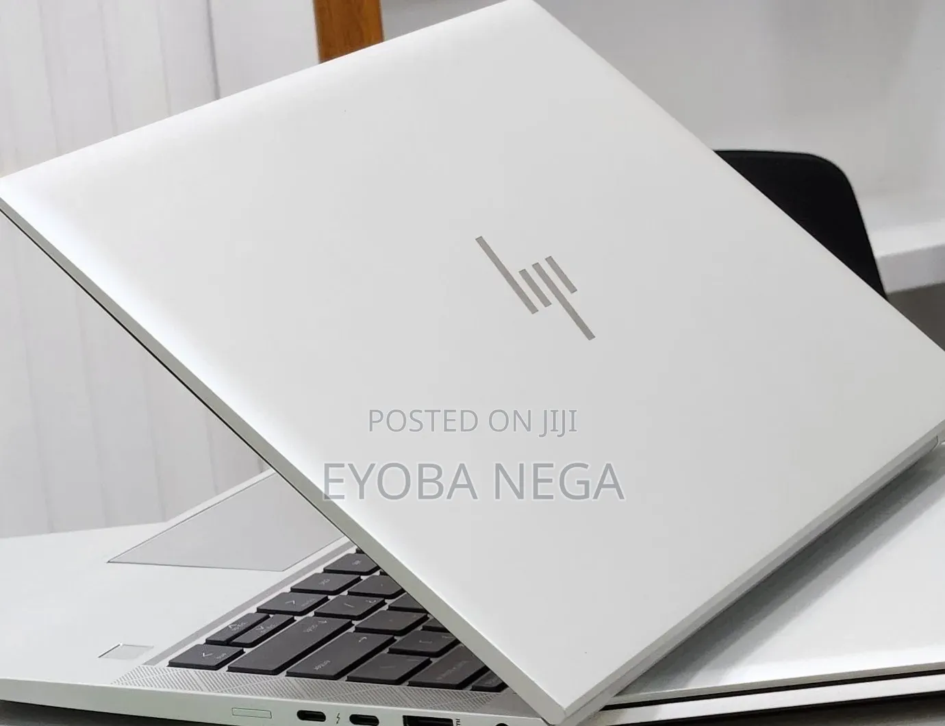 New Laptop HP EliteBook 830 G8 16GB Intel Core i7 SSD 512GB